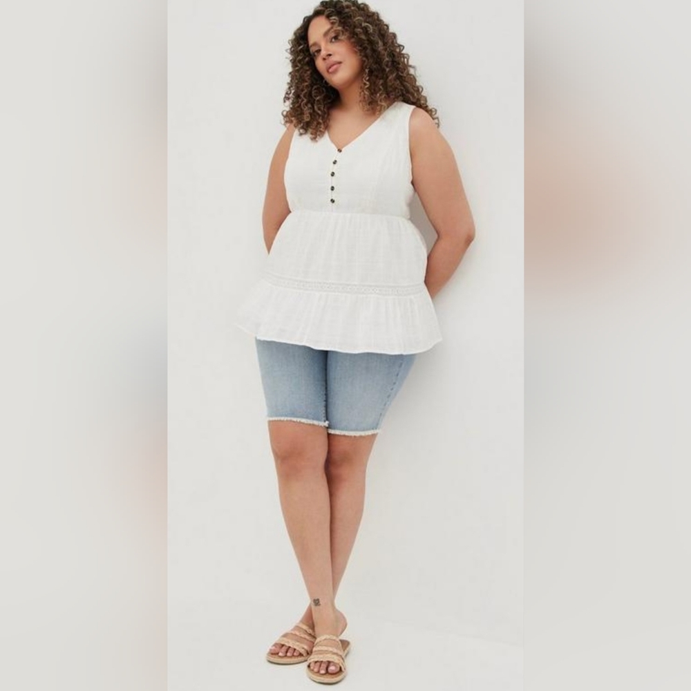 3 ( 3x ) women TORRID sleeveless off white crochet trim tank top shirt tiered